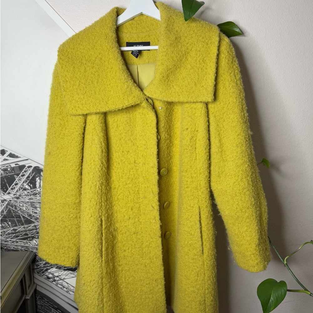 Gorgeous Alfani Lime Green Yellow Wool Blend Coat